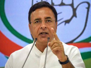 tomars-statement-over-talks-with-farmers-reflective-of-power-drunk-govt-surjewala_compress5